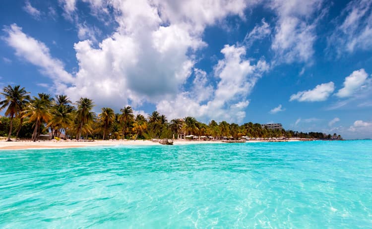 Tours to Isla Mujeres