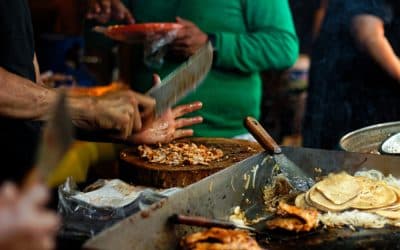 Food stand at Palapas Park in Cancun