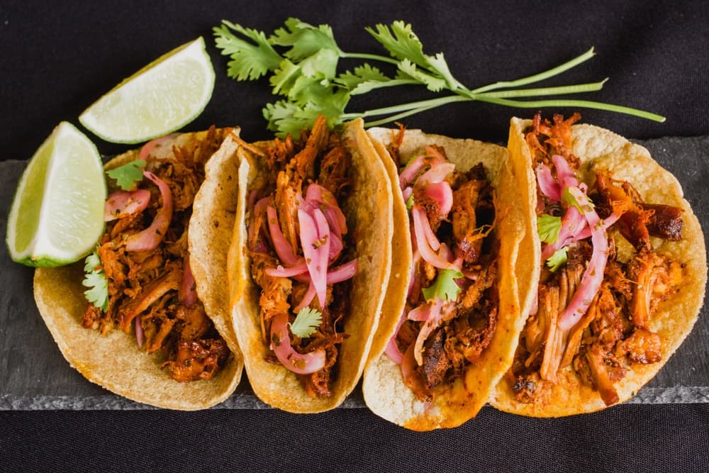 Auténticos tacos de cochinita pibil