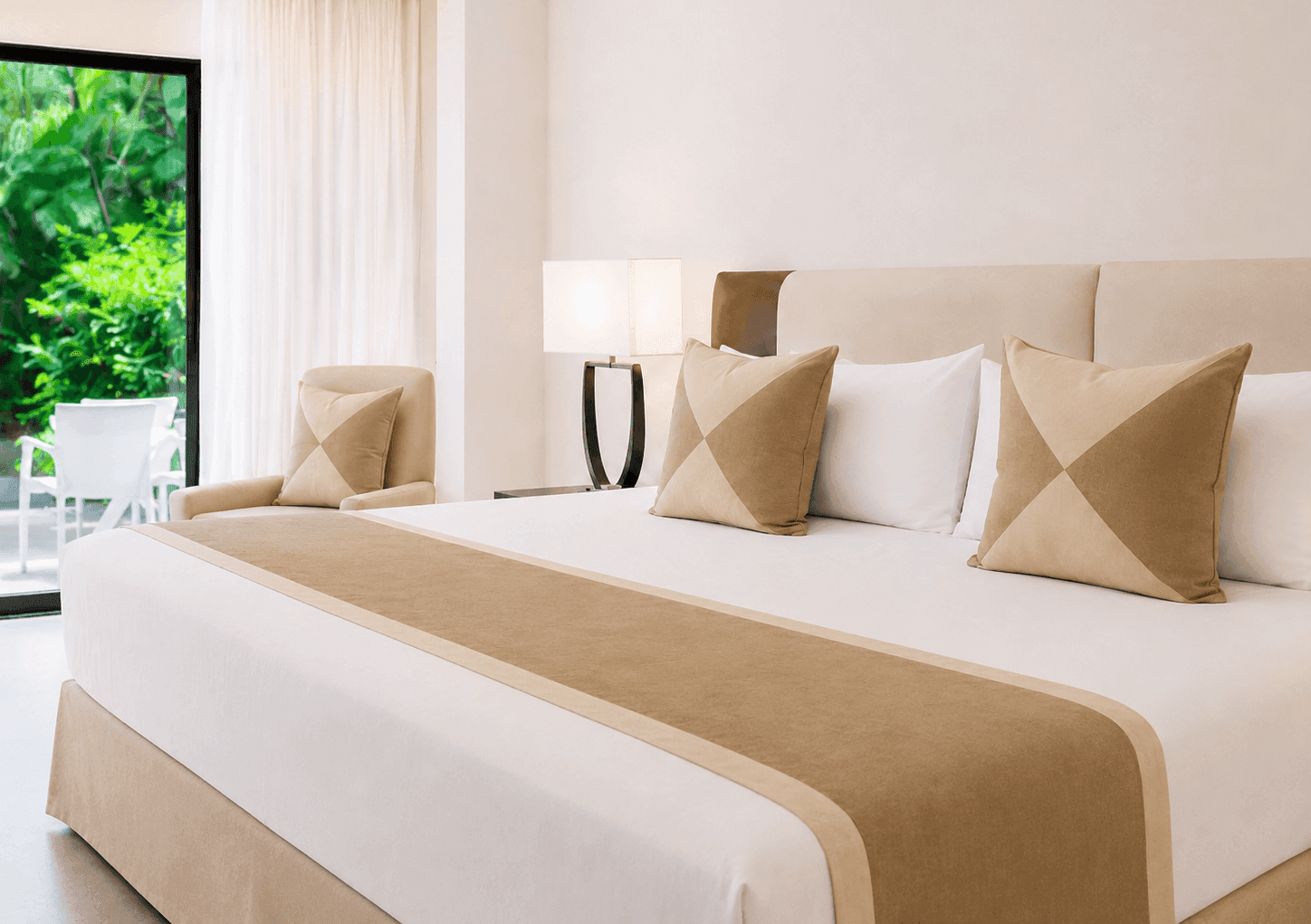Standard room at The Sens Riviera (3)